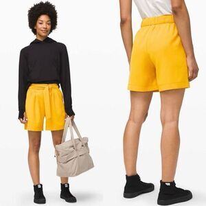 Lululemon Noir Short 5.5" Honeycomb Quick Dry Wrinkle Free TW7AYBS Women 8